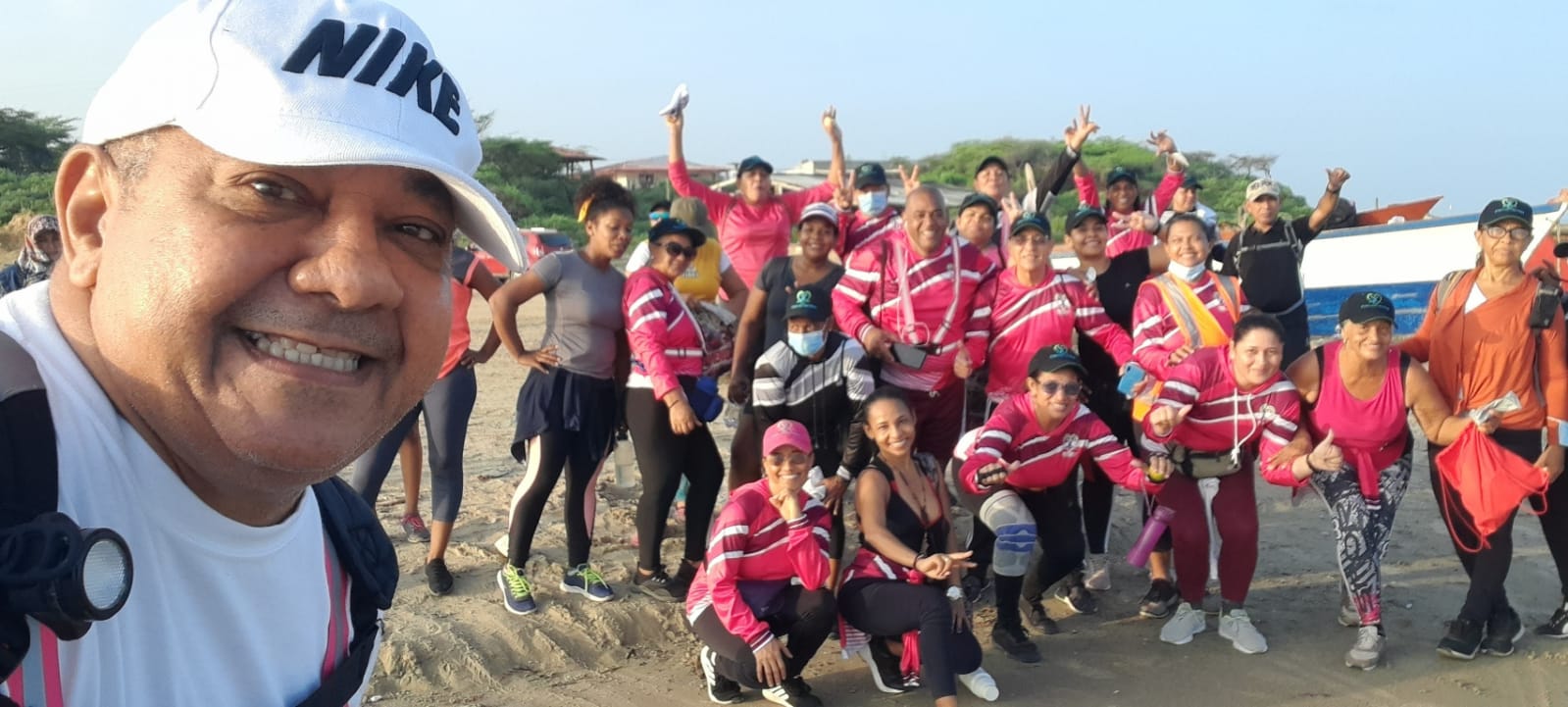 https://www.notasrosas.com/Atracan a cinco integrantes del Grupo 'Caminantes', cuando entrenaban en las playas de Riohacha