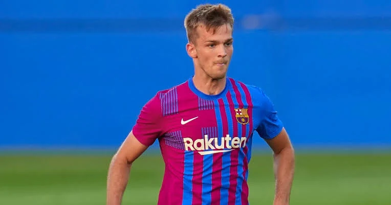 Everton And Leicester City Eyeing Barcelona Wonderkid Arnau Comas