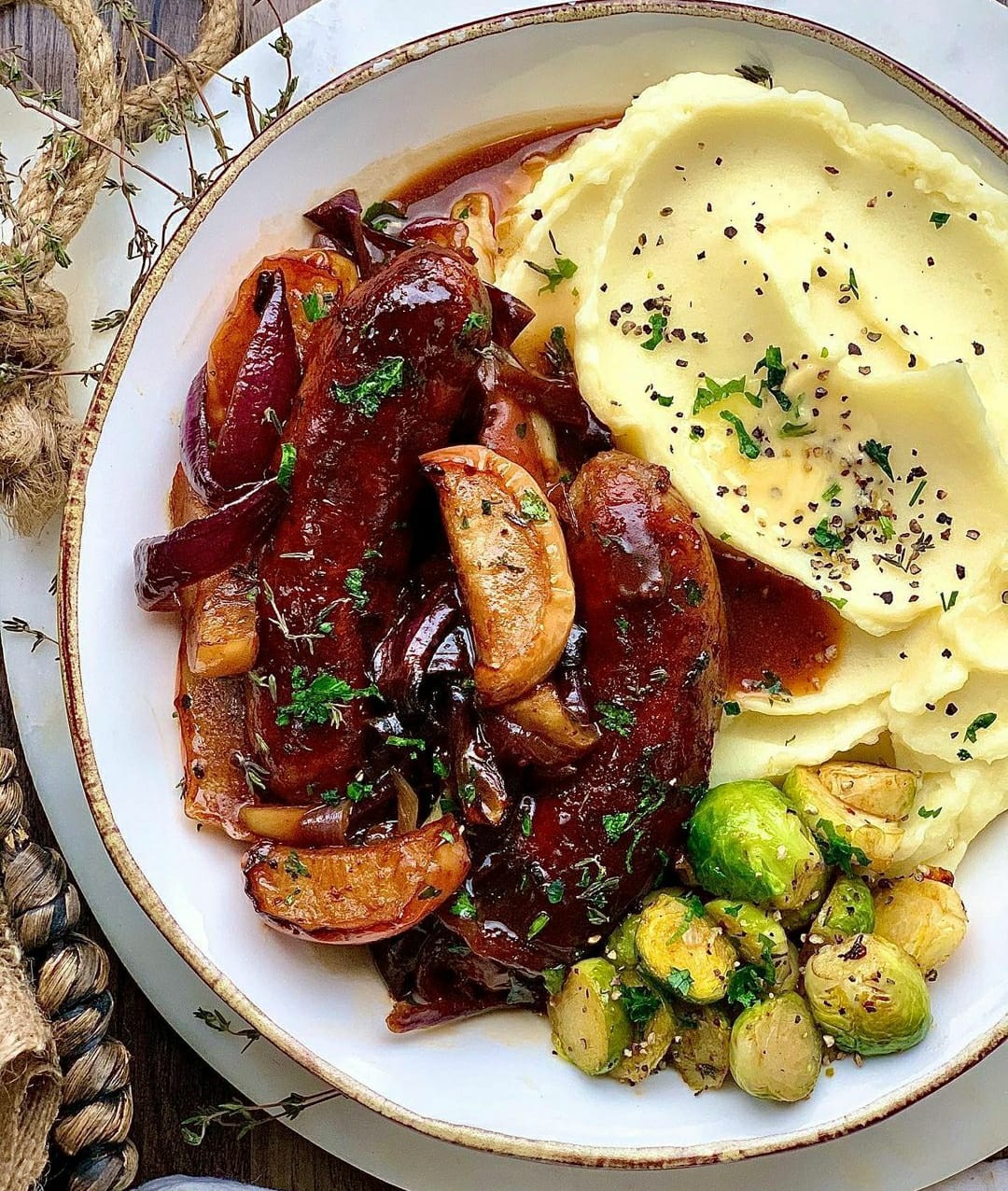 Creamy Mashed Potatoes and Roasted Brussel Sprouts Forex make money en ligne