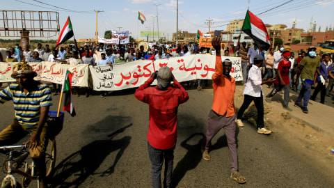 Demo Tolak Kekuasaan Militer di Sudan Ricuh, 4 Orang Tewas Ditembak