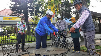 Geram Soal Vandalisme, Sekdakot Bandung : Kita Viralkan Saja dan Proses Hukum Biar Jera