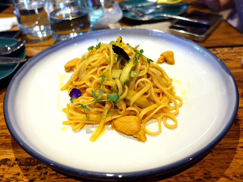 Restaurant Etna, modern fusion Italian restaurant Electric Road Tin Hau HK - Sea urchin linguine