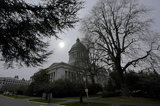 Washington state reintroduces child abuse reporting bill despite previous Catholic opposition