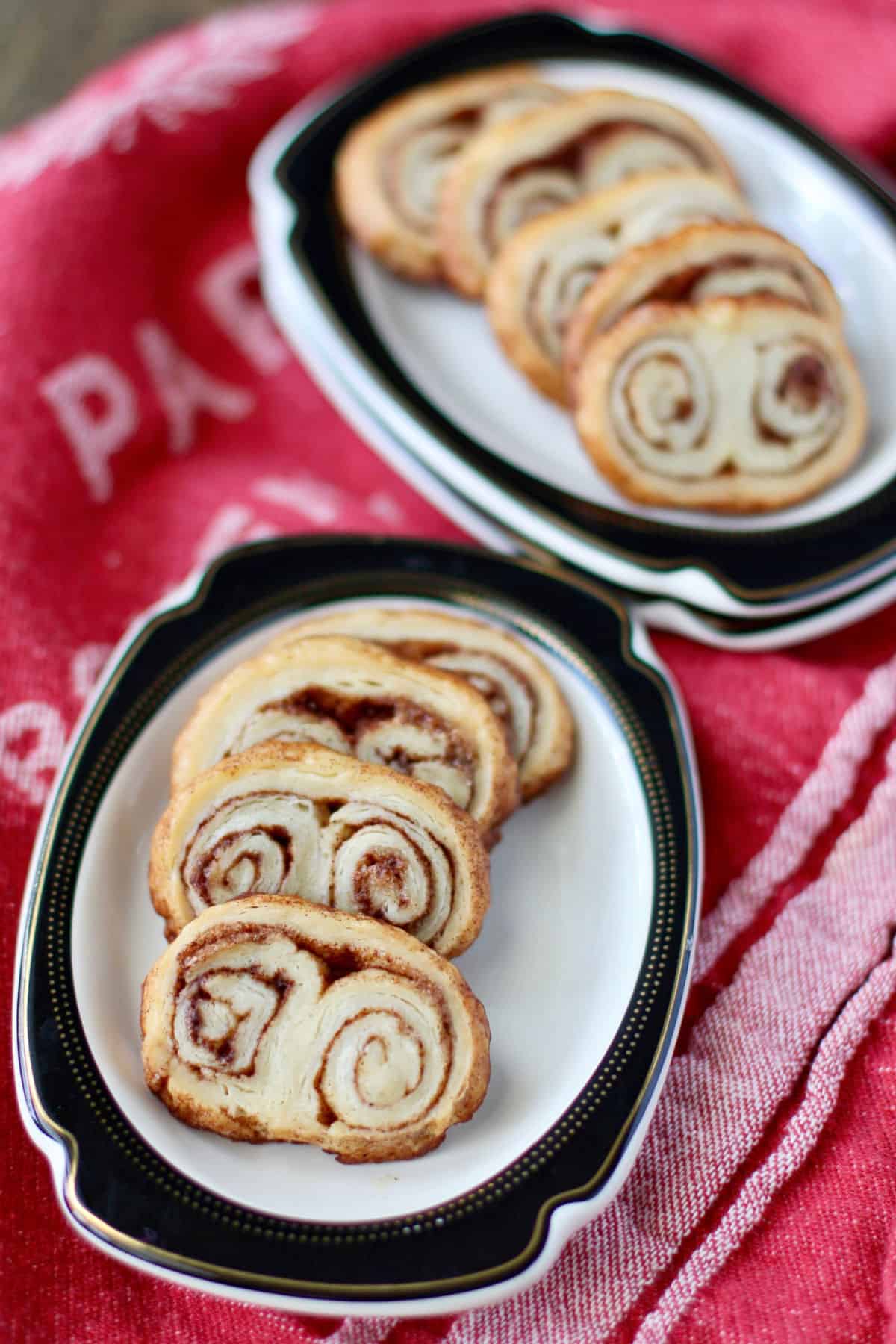 Cinnamon Spiral Cookies with sourcream.