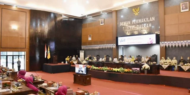 Ketua DPRD Pimpin Rapat Paripurna Peringatan HJS ke-458