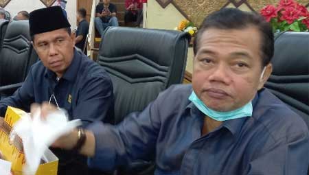 Anggota Dprd Padang Ikuti Sidang Paripurna