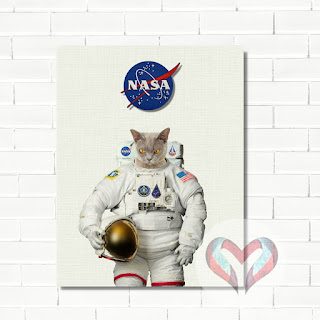 Niedliche Katze als Astronautin verkleidet