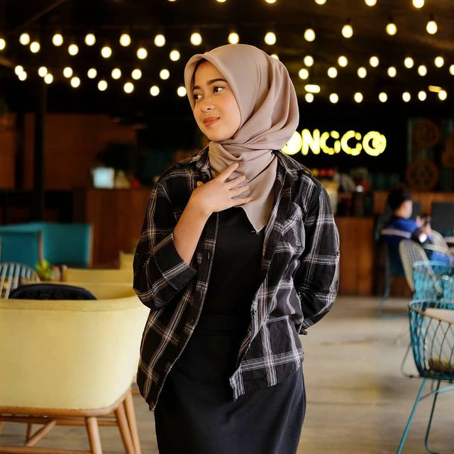 ootd hijab,images,photo,Nanda Frisca,selebgram,foto model.