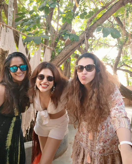 Actress Shraddha Das spending some quality time in her Goa Vacation