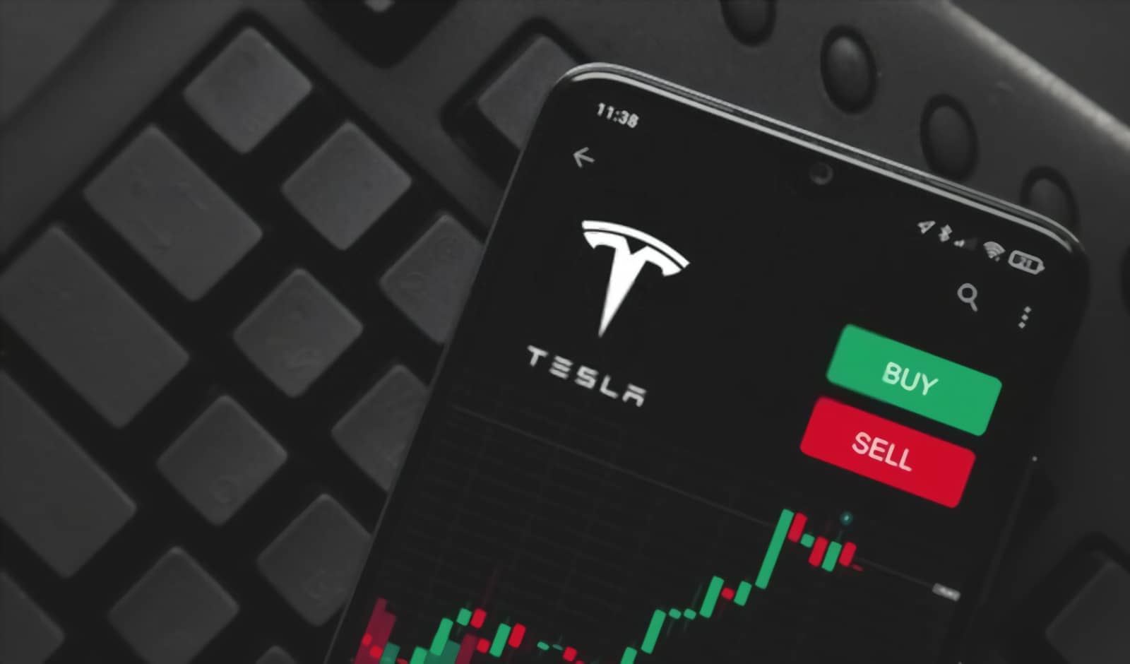 Comment investir dans Tesla (TSLA) ?