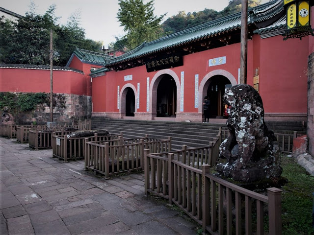 Циюньшань, храм