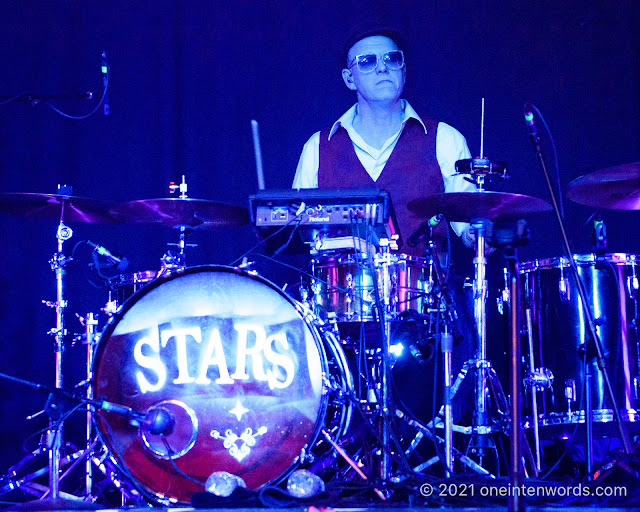 Stars at The Phoenix Concert Theatre on December 3, 2021 Photo by John Ordean at One In Ten Words oneintenwords.com toronto indie alternative live music blog concert photography pictures photos nikon d750 camera yyz photographer