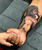 10 tatuajes de Jesús