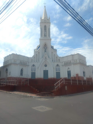 Cosying up to Cúcuta: Cúcuta's Iglesia del Perpetuo Socorro (Church of Perpetual Help).