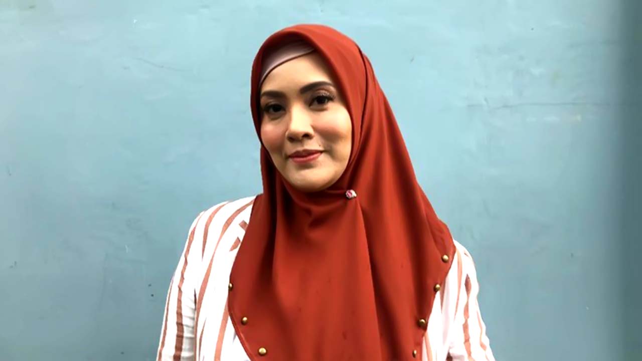 Klarifikasi Elma Theana Disebut Ribut dan Mundur Jadi WO Venna Melinda