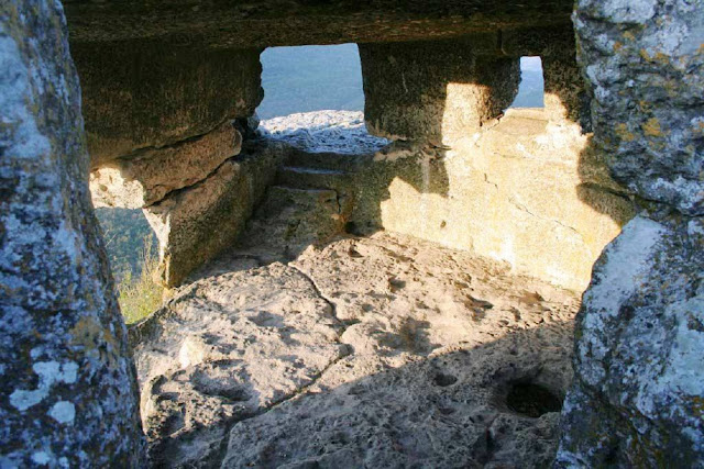 Пещерный город Мангуп-кале