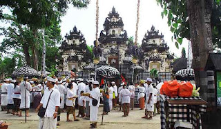 Tirtayatra Nusa Penida