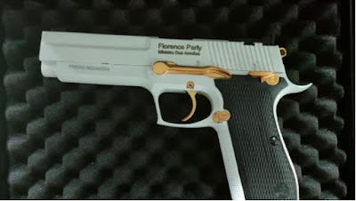 Cerita pistol bukan keris dari prabowo ke menteri prancis