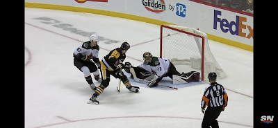 Video: Penguins&amp;#039; Boyle Scores Between-The-Legs Goal