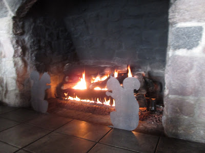 Crater Lake Oregon fireplace in the Lodge