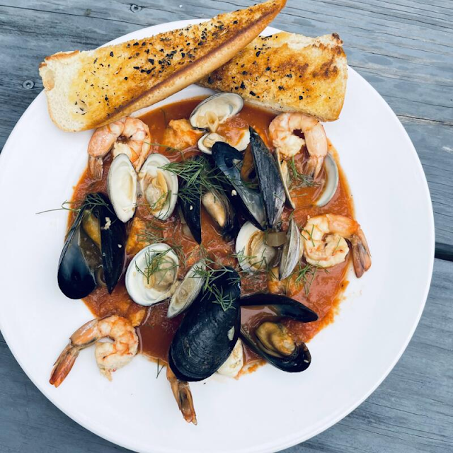 Russell's Seafood Grill