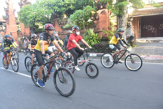  Kelilingi Rute Kota Denpasar, Wali Kota Jaya Negara Bersepeda Bersama SAMAS