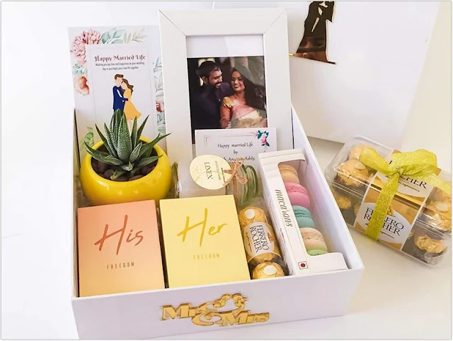 Best Monthly Subscription Boxes for Married Couples