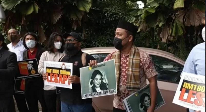 Banyak Pejabat Negaranya Masuk Pandora Papers, Sejumlah LSM Malaysia Demo di Gedung Parlemen Kuala Lumpur