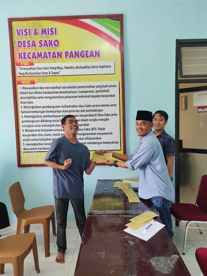 PEMERINTAH DESA SAKO BAGIKAN SANTUNAN ANAK YATIM