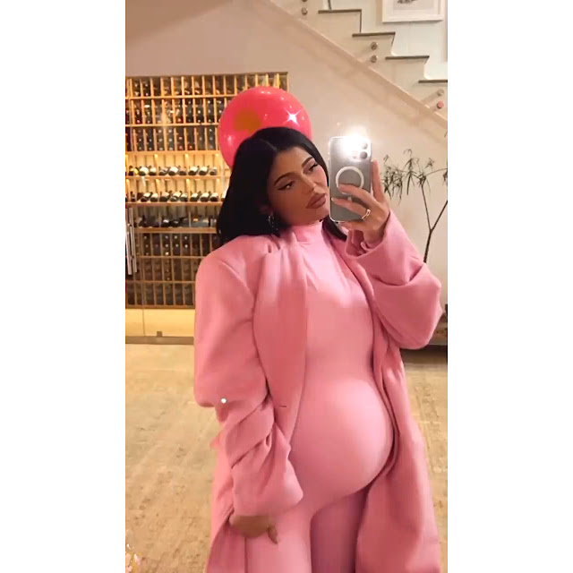 Fans Believe Kylie Jenner And Travis Scott Have Named Their Baby Boy “Angel”