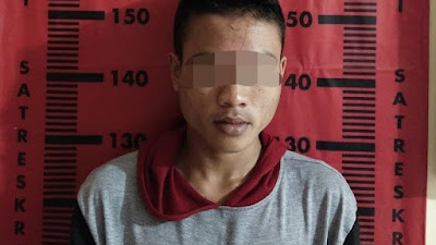 Mengaku Anak Kiai, Warga Jember ini Bawa Lari Handphone Milik Orang Bondowoso