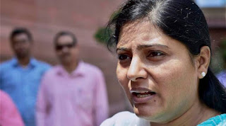 anupriya-patel-criticise-sister