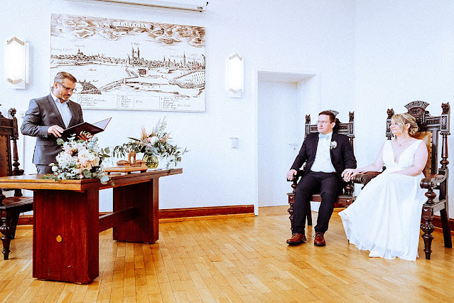 brautpaar, standesamt, saal im rathaus calbe, sommerhochzeit