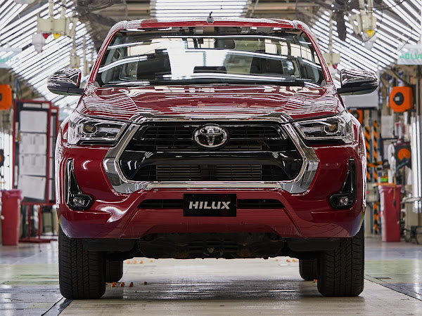 Toyota Hilux 2022 - fotos, preços e detalhes