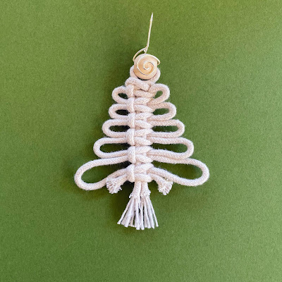 Macrame Christmas Ornament Project Instructions from Lisa Yang Jewelry