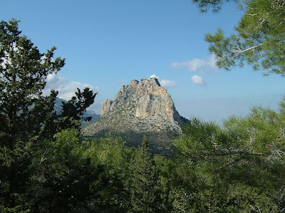 Άποψη της κορυφής του Πενταδακτύλου (740 μ.)