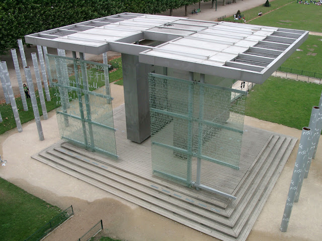 Mur pour la Paix, Wall for Peace by Clara Halter and Jean-Michel Wilmotte, Champ-de-Mars, Paris