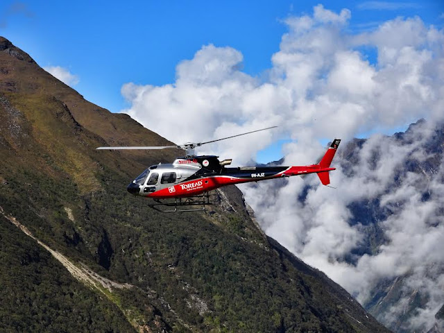 Helicopter Tour to Everest Base Camp | Everest Helicopter Tour