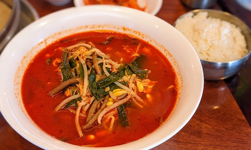 Spicy soup with beef and vegetables