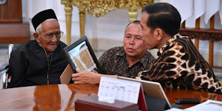 https://www.instabaca.com/2022/02/kisah-rakyat-aceh-kumpulkan-emas-20-kg.html