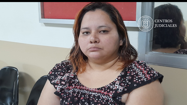 El Salvador: Envían a la cárcel a mujer que organizó «cuchubales» y no entregó el dinero a las víctimas
