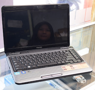Jual Laptop Toshiba Satellite L745 Core i3-2330M