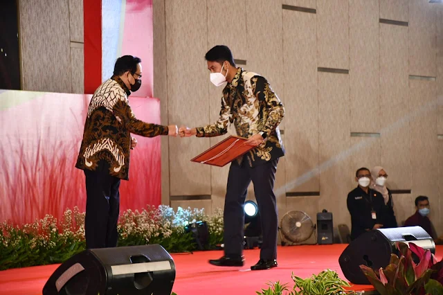 Bupati ASA Bawa Sinjai Raih Penghargaan Anugerah Meritokrasi dari KASN