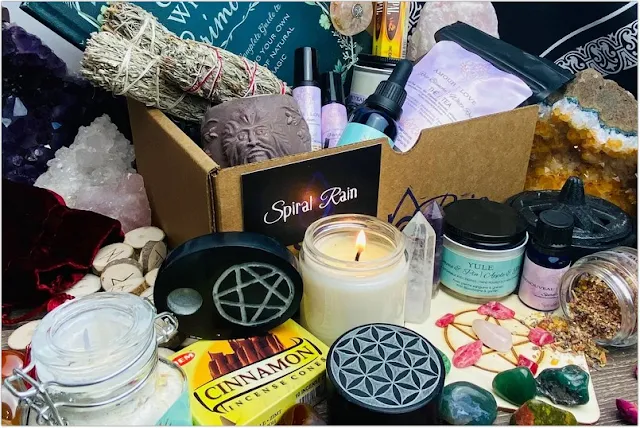 Top Spiritual Subscription Boxes Canada