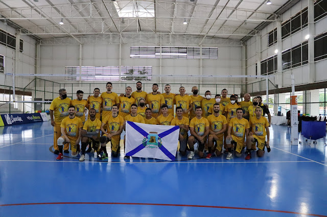 Seleção masculina de vôlei vira na raça, bate a Argentina no tie-break e  segue 100% na Olimpíada de Tóquio - Lance!