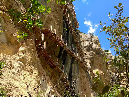 ESCALERAS CONGOST DE MONT-REBEI