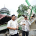 Dilokasi Pengungsian Gempa Pasbar, Cik Lis Terima Bantuan Kemanusiaan dari Sutan Riska