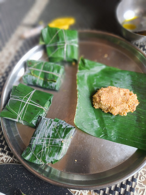 Channar Paturi/ Cottage Cheese cooked with Mustard paste cooked in Banana Leaf Pocket