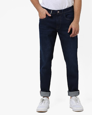 Slim Fit Washed Jeans