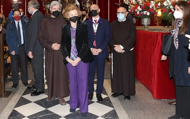 Queen Sofia of Spain attended the traditional thanksgiving to Medinaceli's Christ at Jesus of Medinaceli Church